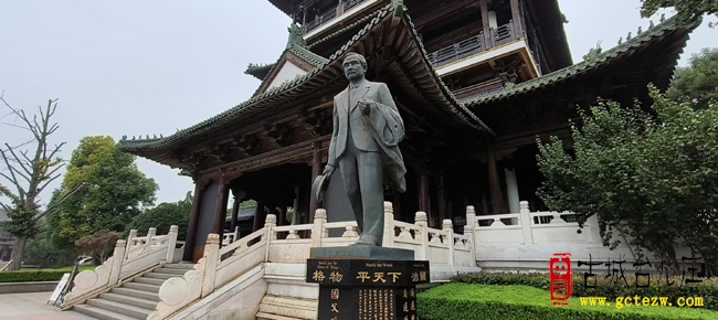 辛亥革命114周年纪念日：台儿庄古城复兴广场缅怀先辈，传承革命精神（图）