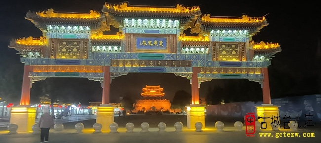 夜游台儿庄古城：东门西城门绘就“天下第一庄”文化图腾，千年水乡诉中华英雄志（图）