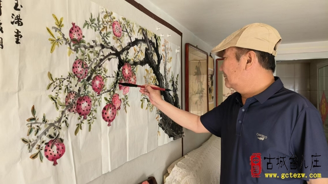 墨香绘盛夏 妙笔颂家园丨台儿庄知名画家齐聚墨香斋共绘美好生活画卷（图）