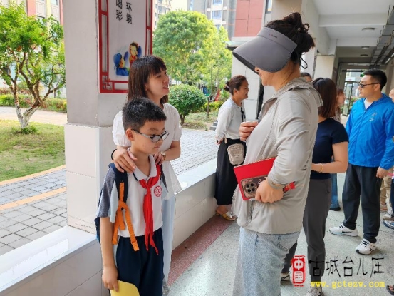 携手共育 助力成长丨台儿庄区明远实验小学召开2025年春季学期家长会（图）