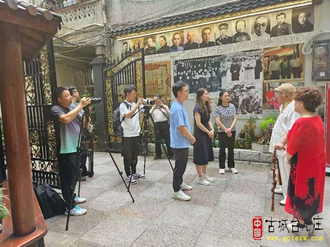 铭记抗战历史：广西南宁市融媒体齐聚何信纪念馆采风（图）