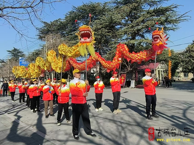 台儿庄区2026年民间游艺展演热闹上演（图）