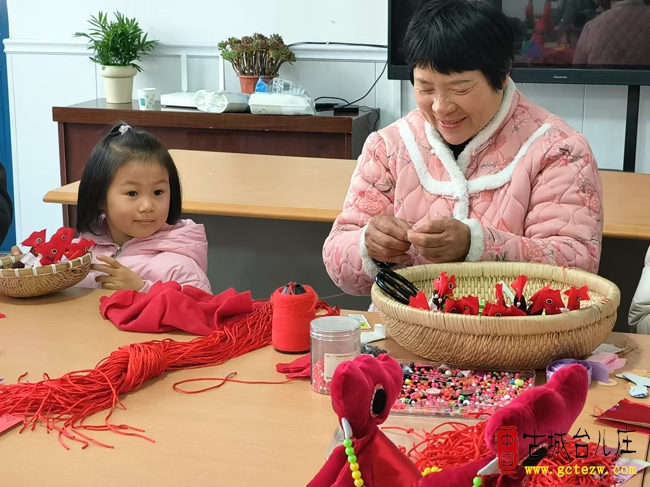 台儿庄：非遗“打春鸡” 唤醒立春民俗记忆（图）