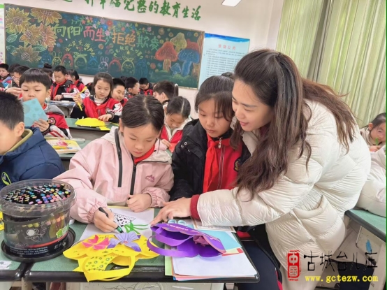 巧手传心意 温情暖“三八”丨市中区鑫昌路小学开展三八妇女节主题活动（图）