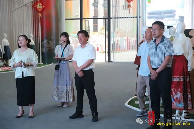 台儿庄区政协到曹县考察学习（图）