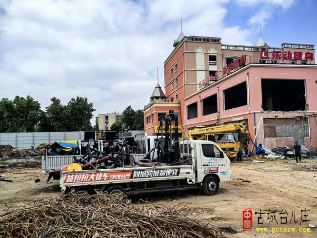 建设中的枣庄市立医院医康养项目（一）