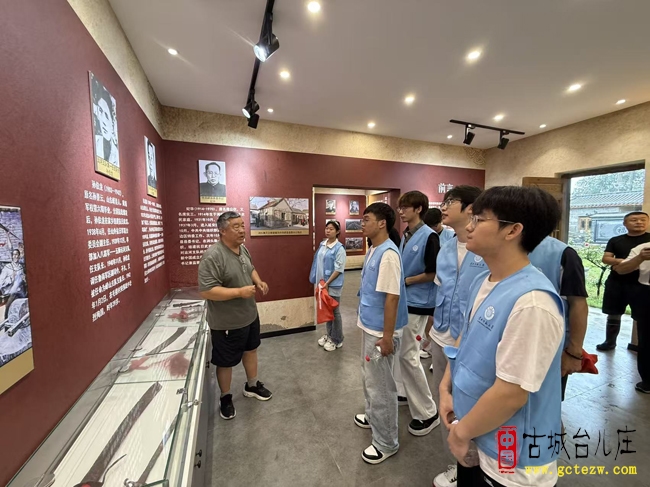 追寻红色足迹 赓续奋斗薪火丨淮北师范大学志愿者走进台儿庄徐楼村研学践悟（图）