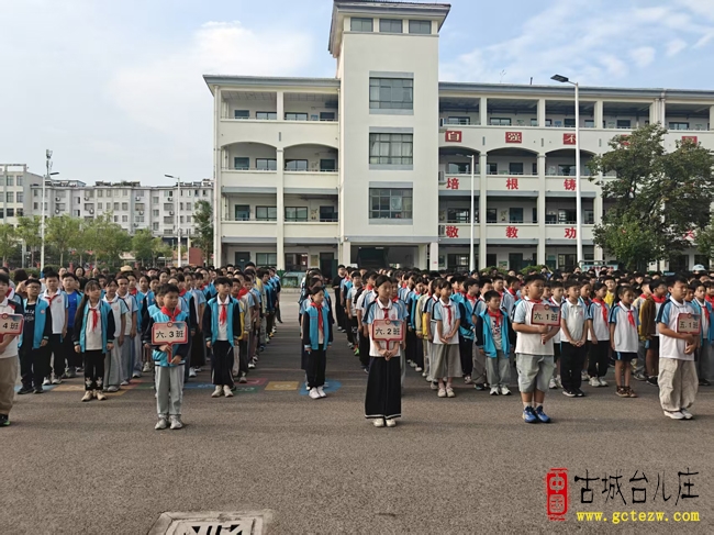 法治护航成长 筑牢平安校园丨台儿庄明远实验小学插花校区开展法治报告会（图）