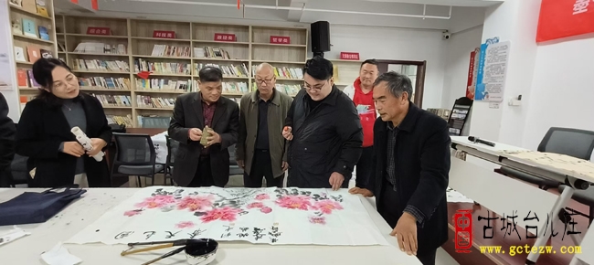 墨香台城丨台儿庄区成人书法公益培训班开班 以墨会友赋能文化发展（图）