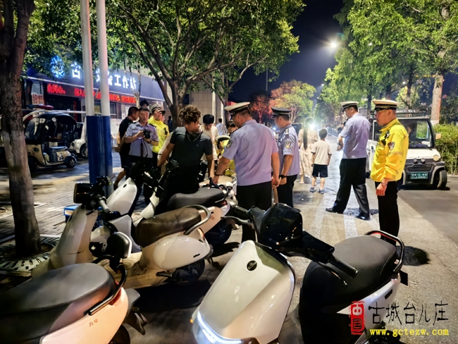 台儿庄交通管理大队扎实开展夏季治安打击整治集中清查行动（图）
