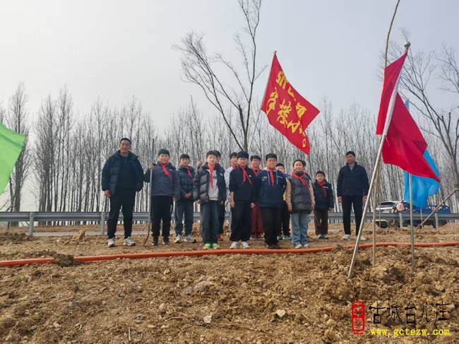 植绿护绿筑希望 劳动育人向未来丨张山子镇半楼小学开展植树节主题实践活动（图）