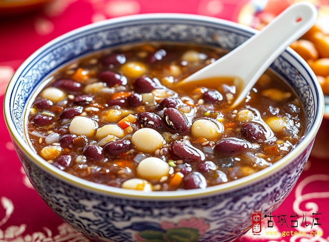 《腊八粥》作者：贺敬同